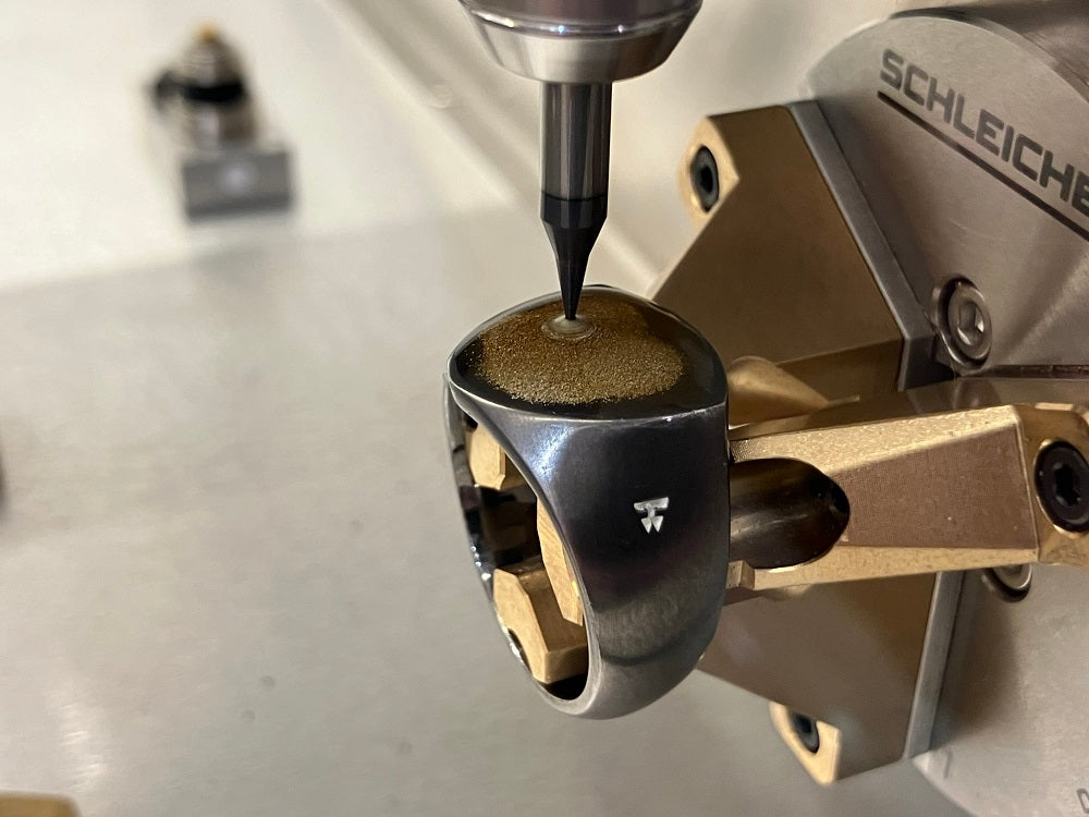 DE: cnc maschinen und cnc fraese von schleicher technic, kundenstimme tom wood
EN: cnc machines and cnc mills from schleicher technic, customer testimonial tom wood